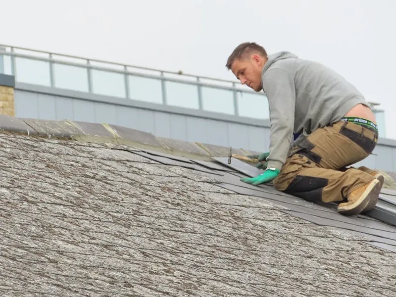 Fixit Roofers professional team